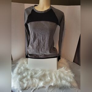 Women Reebok Sweater Size XS